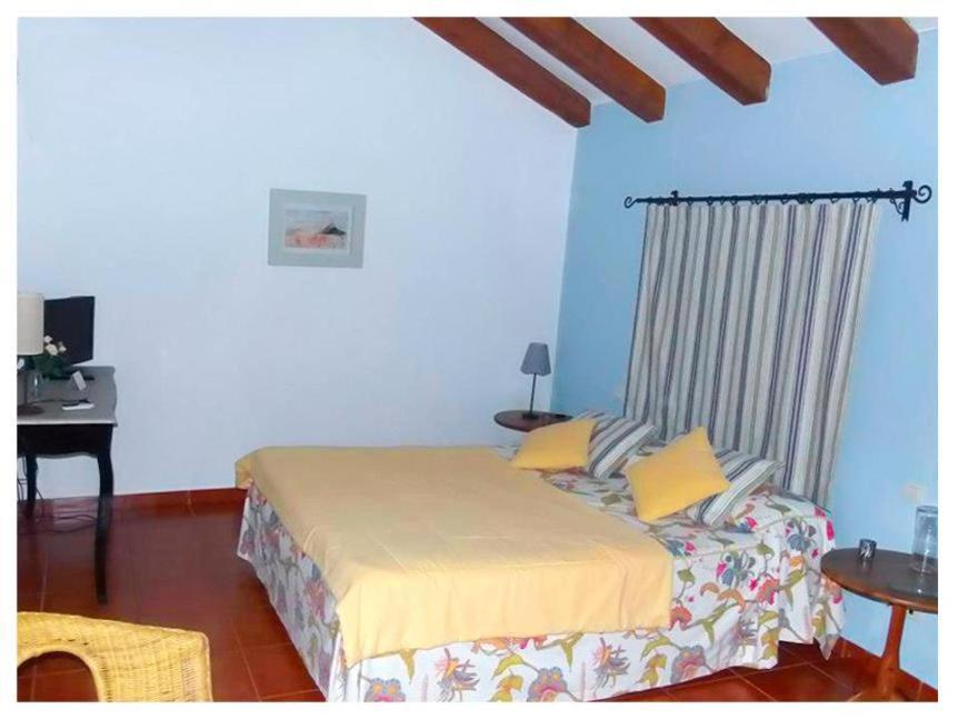 La Roca de la Sierra Casa Rural Valdevilano מראה חיצוני תמונה