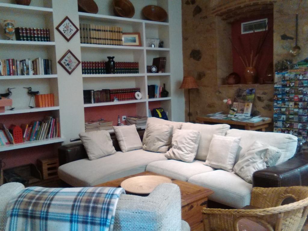 La Roca de la Sierra Casa Rural Valdevilano מראה חיצוני תמונה